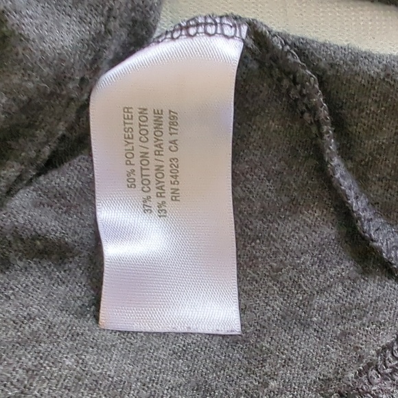 Old Navy super soft 3/4 in sleeve t shirt - Picture 4 of 4